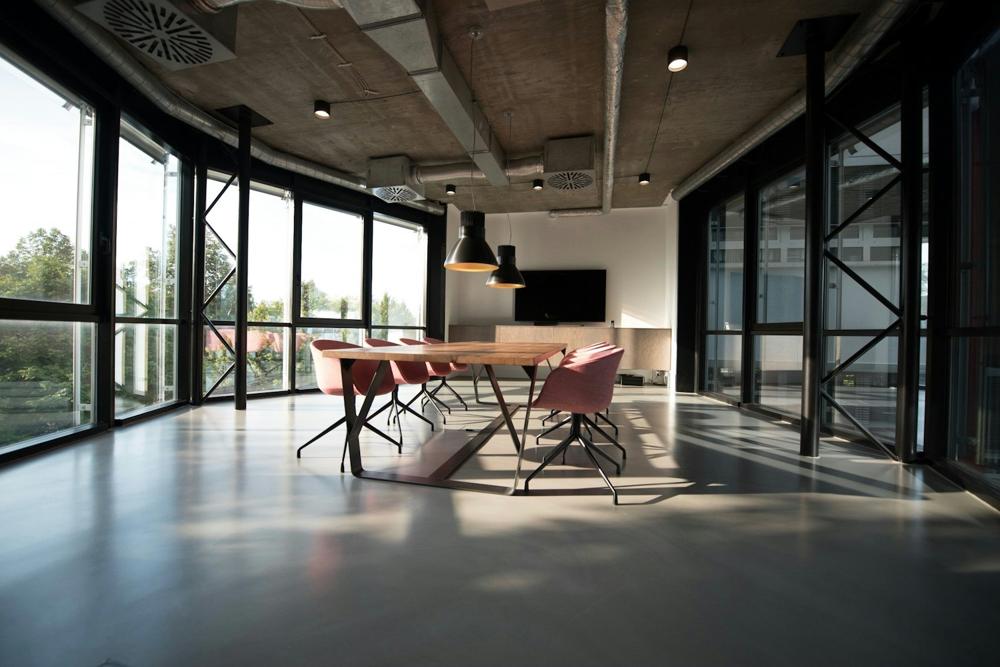 Meeting room with open outlook